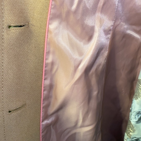 Kate Spade New York
single-breasted wool-blend fit-and-flare coat with faux fur - Picture 10 of 12